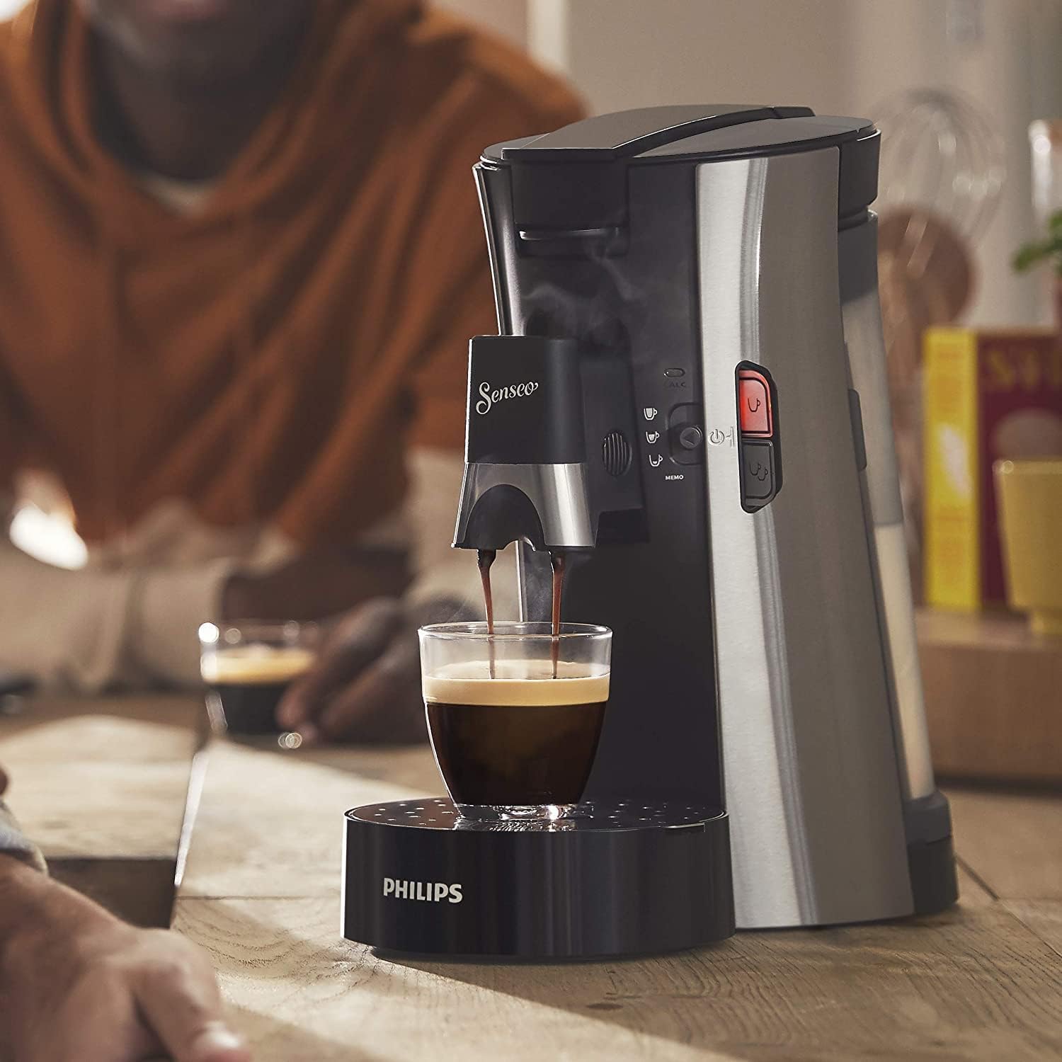 Senseo Select CSA250/10 – Kaffeepadmaschine mit Kaffeestärkewahl Plus, Memo-Funktion, Gebürsteter Stahl